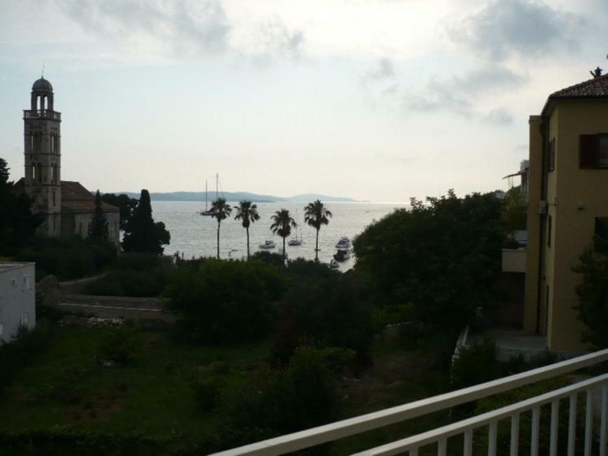 Apartmani Sulic Hvar Town Exterior photo